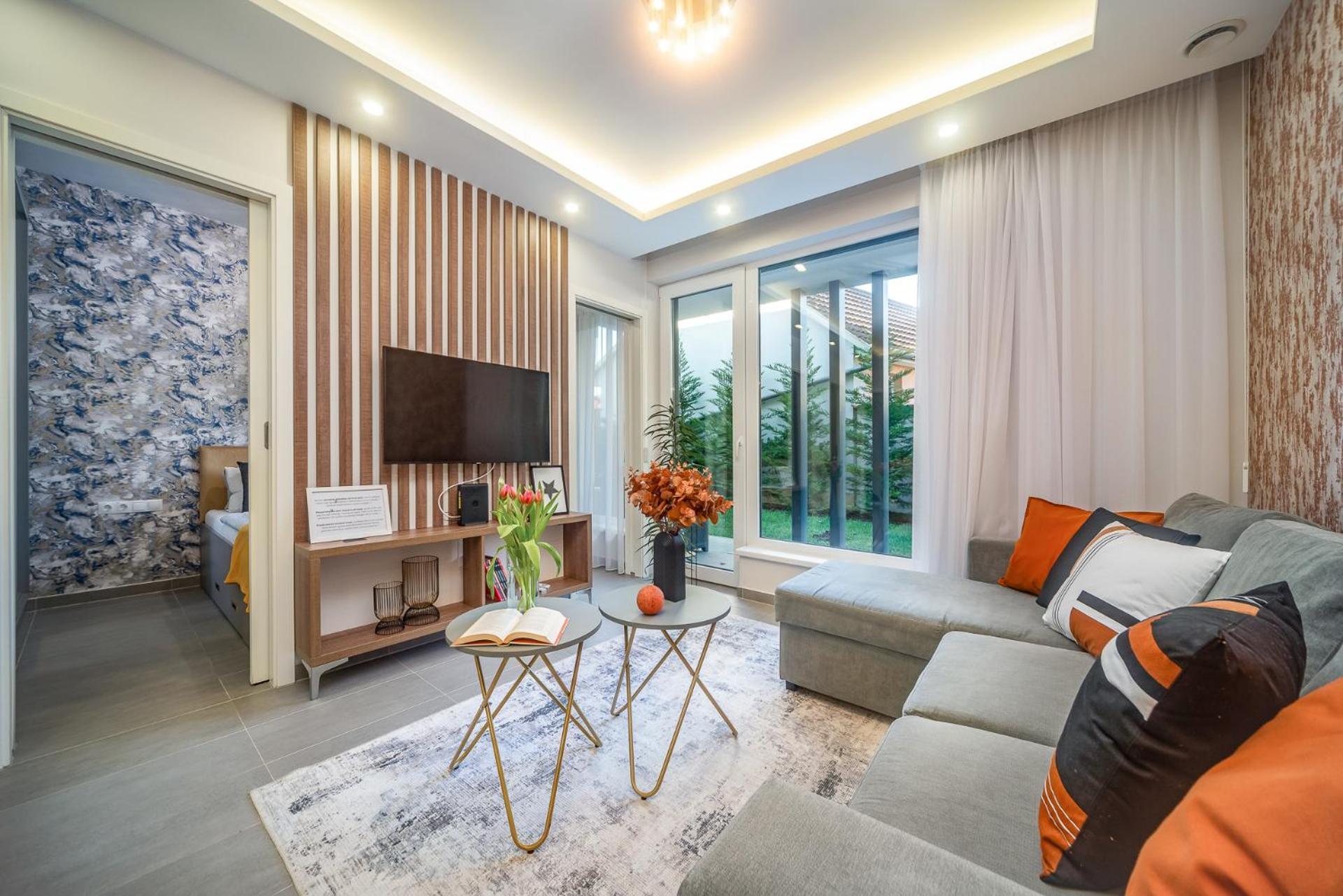 Lavida Deluxe Villa ไฮจ์ดุสโซบอสโล ภายนอก รูปภาพ
