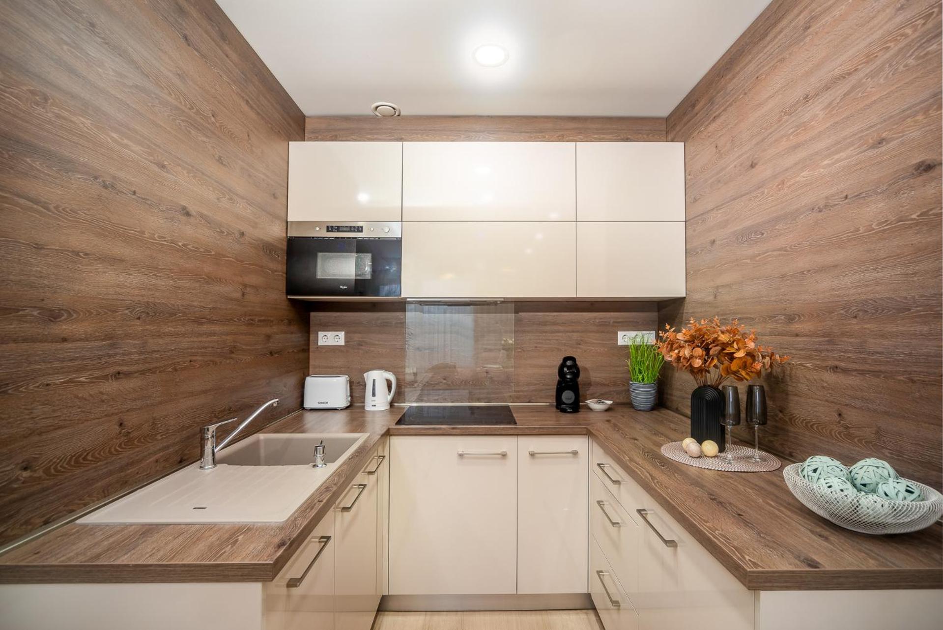 Lavida Deluxe Villa ไฮจ์ดุสโซบอสโล ภายนอก รูปภาพ
