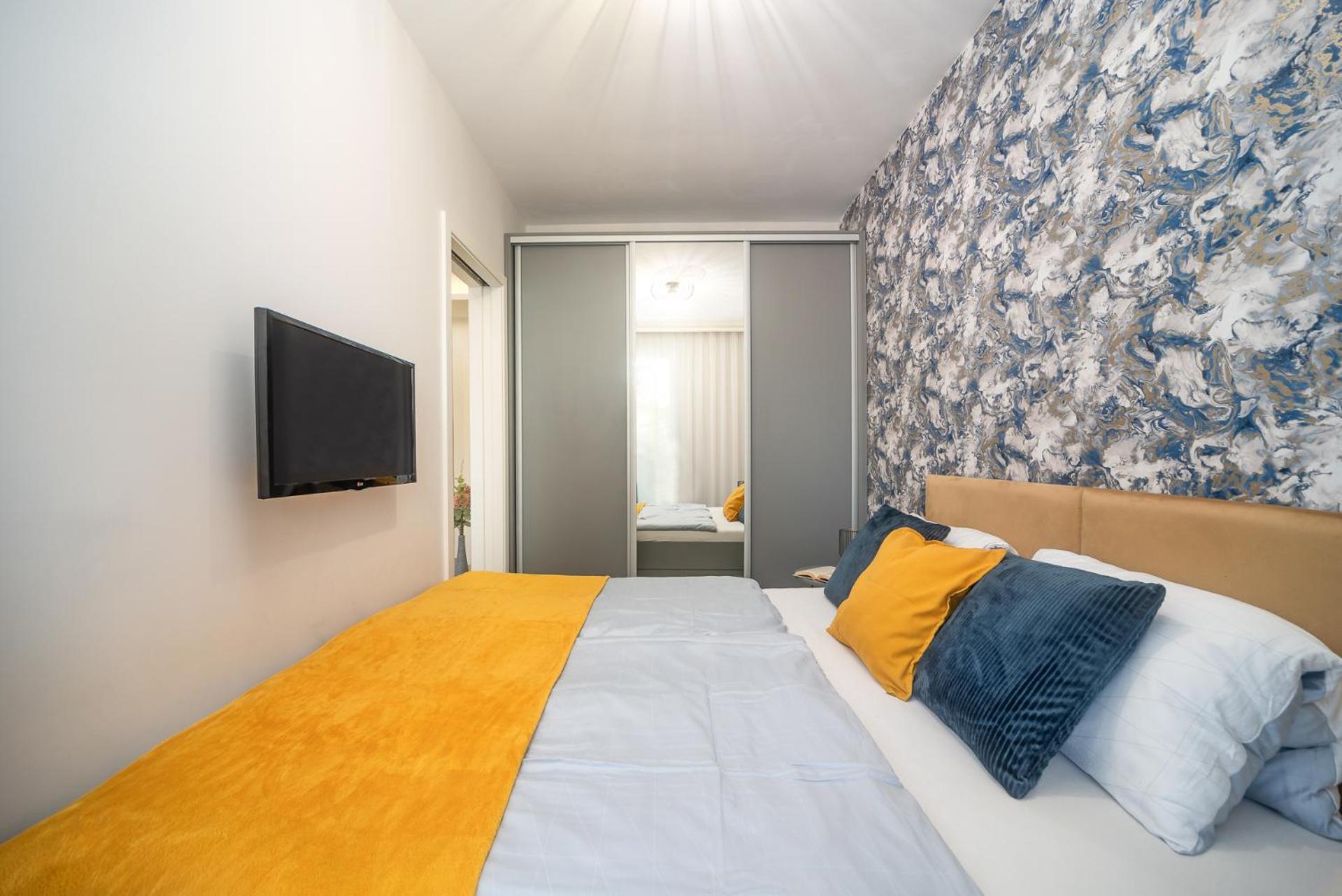 Lavida Deluxe Villa ไฮจ์ดุสโซบอสโล ภายนอก รูปภาพ