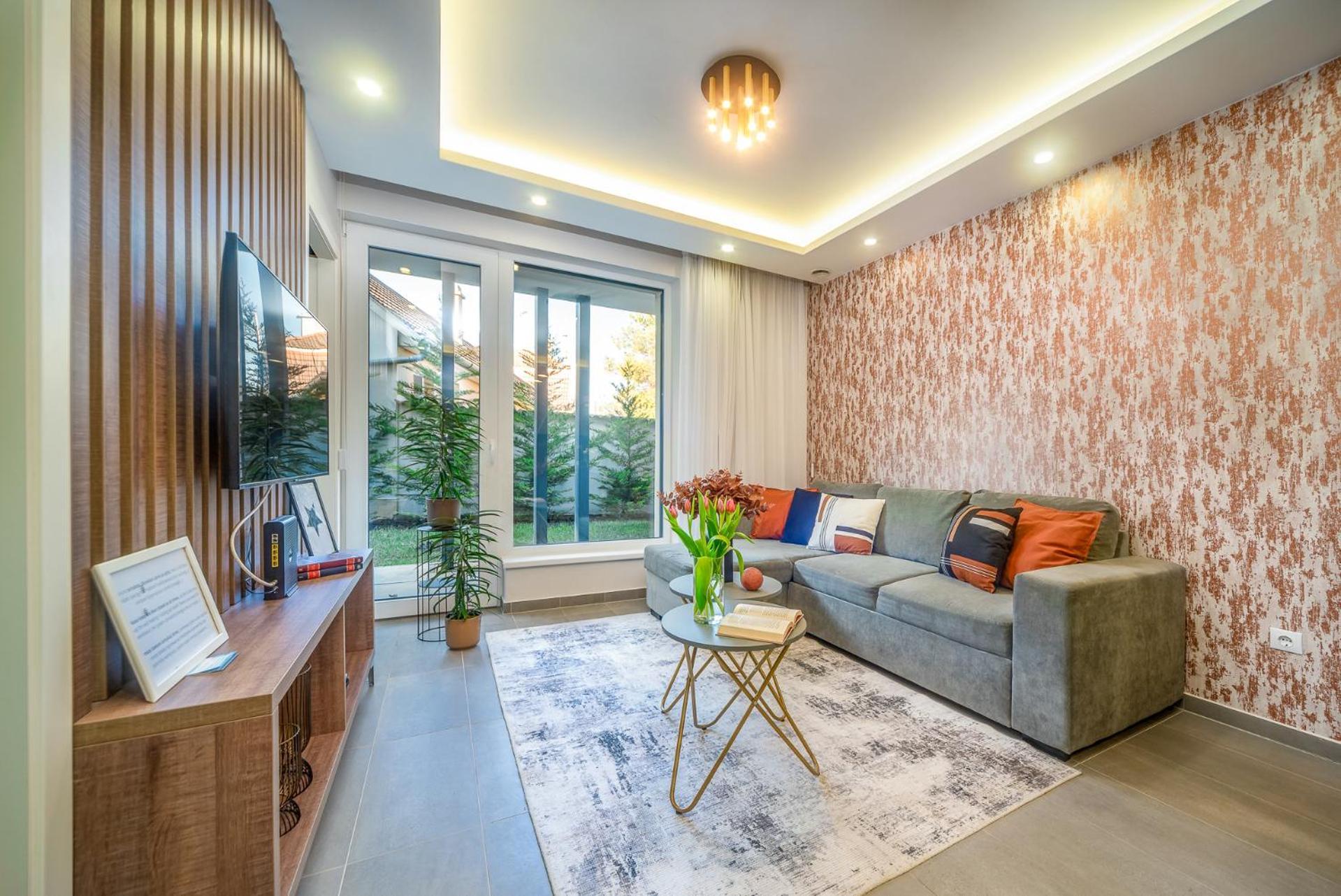 Lavida Deluxe Villa ไฮจ์ดุสโซบอสโล ภายนอก รูปภาพ